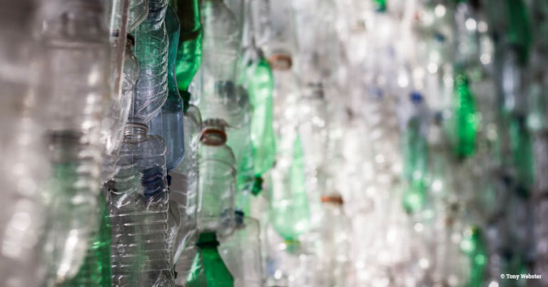 Supermarkets churn out more than 900,000 tonnes of plastic a year